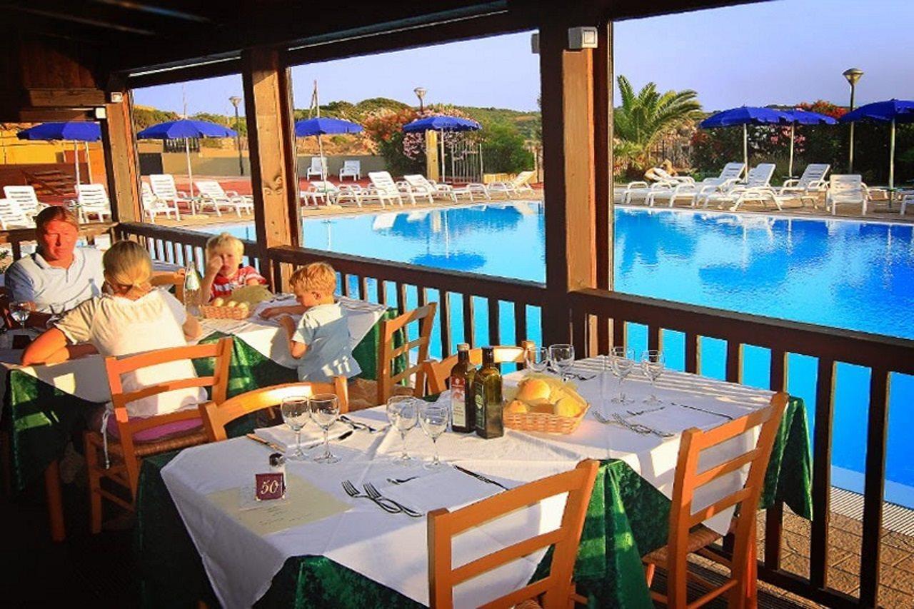 Borgo Saraceno Hotel-Residence Санта-Тереза-Галлура Екстер'єр фото