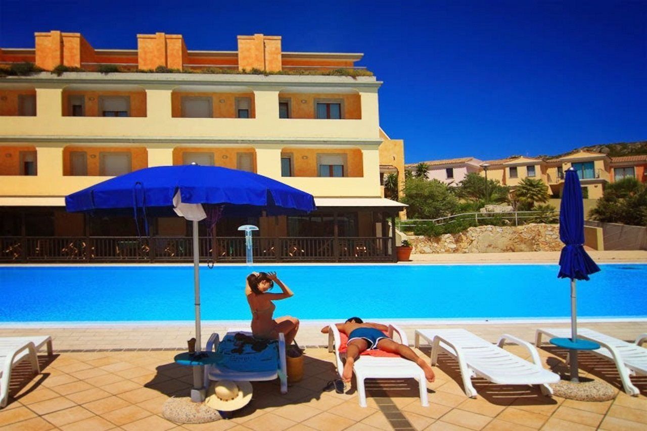 Borgo Saraceno Hotel-Residence Санта-Тереза-Галлура Екстер'єр фото