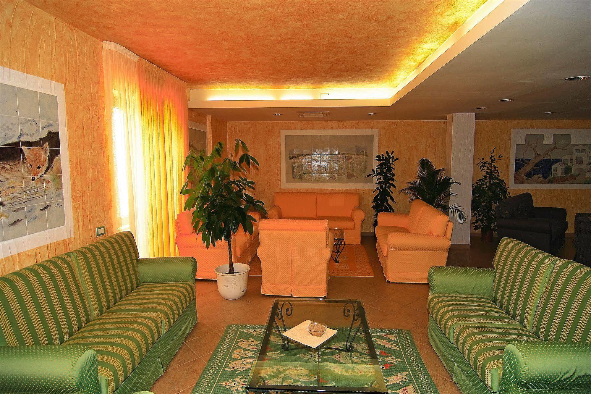 Borgo Saraceno Hotel-Residence Санта-Тереза-Галлура Екстер'єр фото