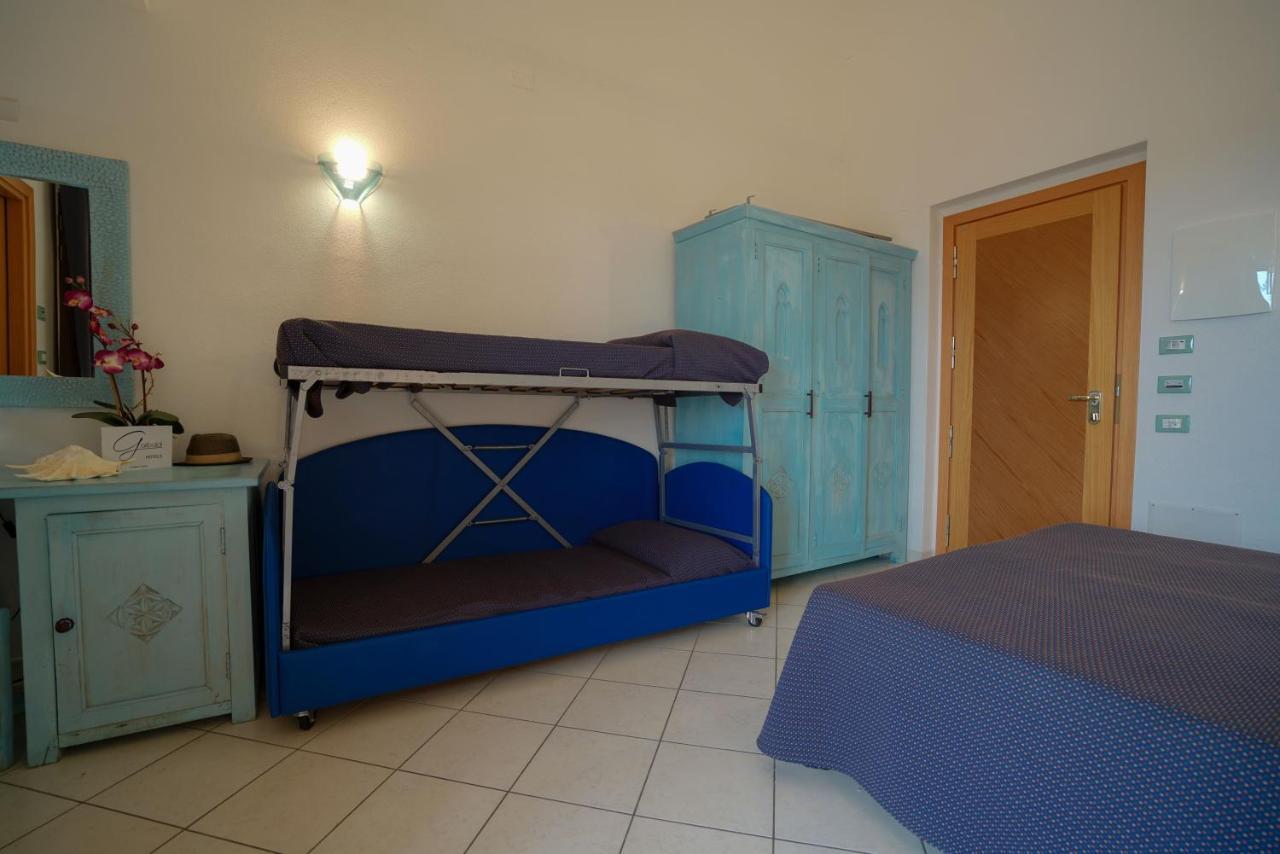 Borgo Saraceno Hotel-Residence Санта-Тереза-Галлура Екстер'єр фото
