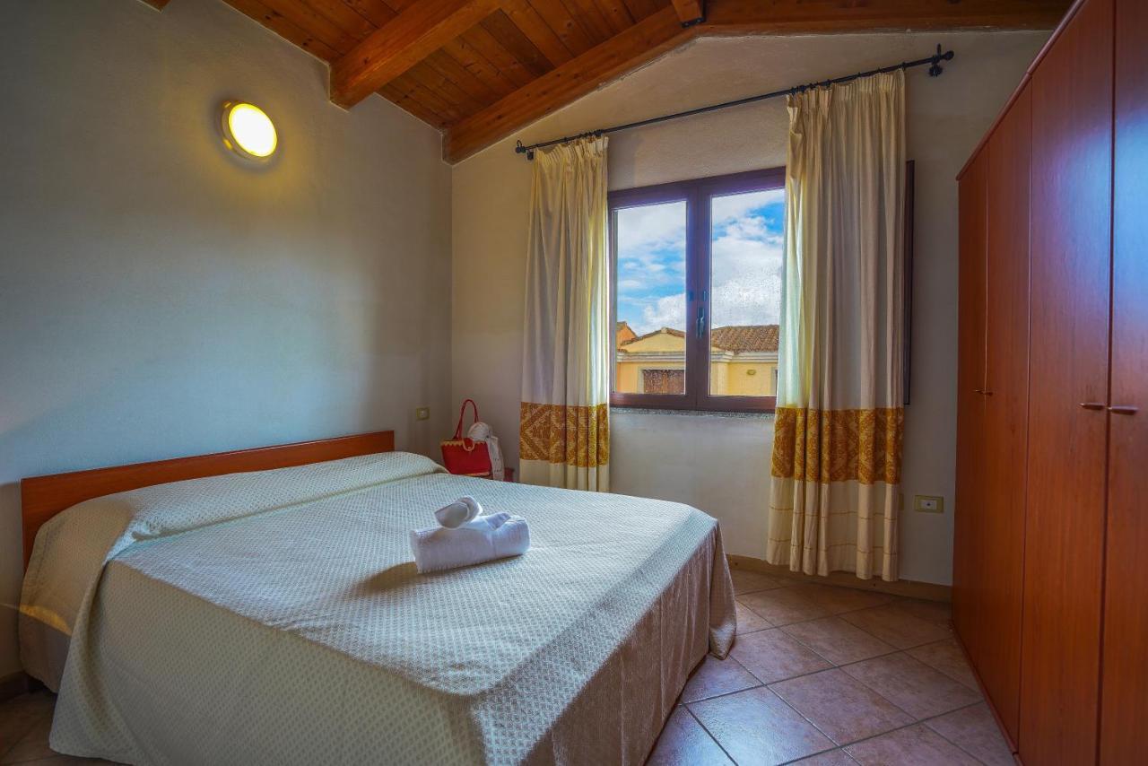 Borgo Saraceno Hotel-Residence Санта-Тереза-Галлура Екстер'єр фото