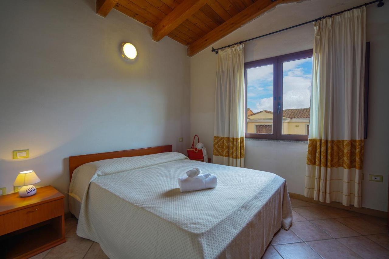 Borgo Saraceno Hotel-Residence Санта-Тереза-Галлура Екстер'єр фото