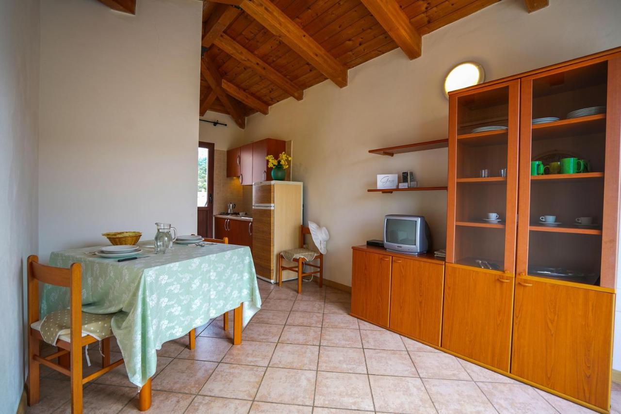 Borgo Saraceno Hotel-Residence Санта-Тереза-Галлура Екстер'єр фото